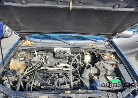 2005 Mazda Tribute I z USA, uszkodzony, nr VIN 4F2YZ92Z05KM65608